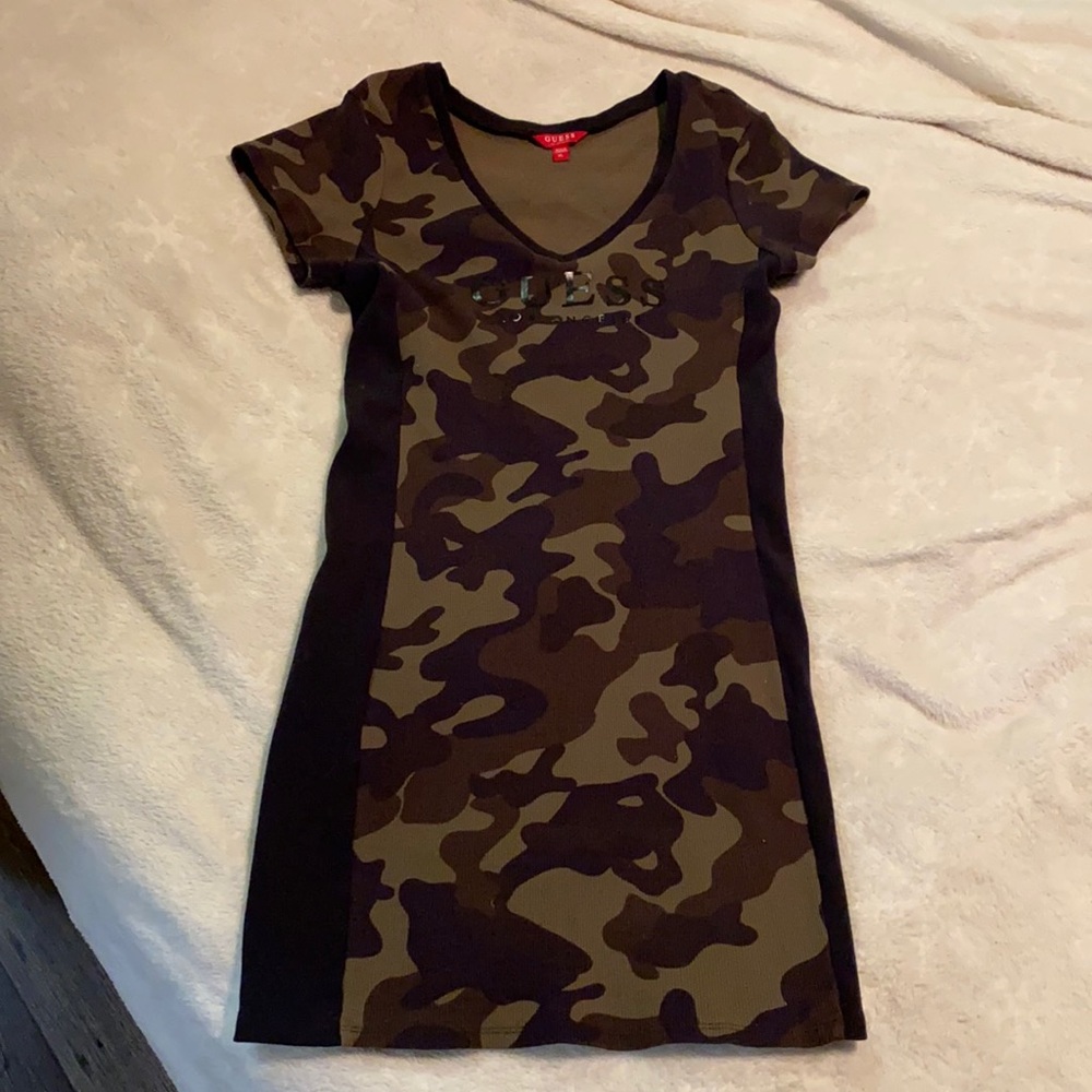 Guess Tshirt Camo Dress